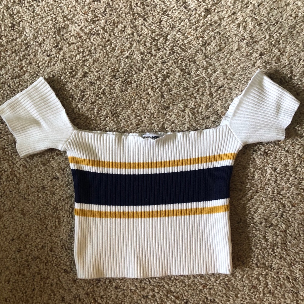 Cute crop top
